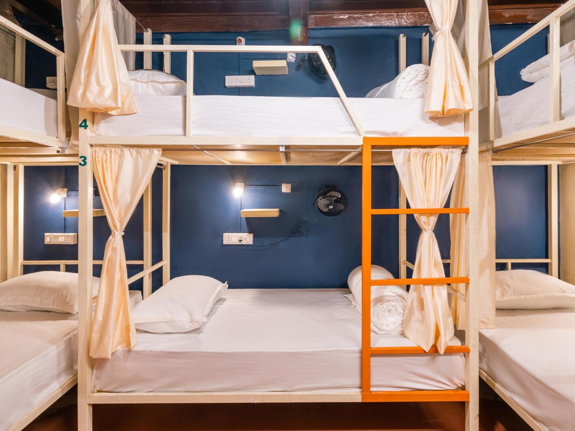 Moustache Daman Hostel Room photo